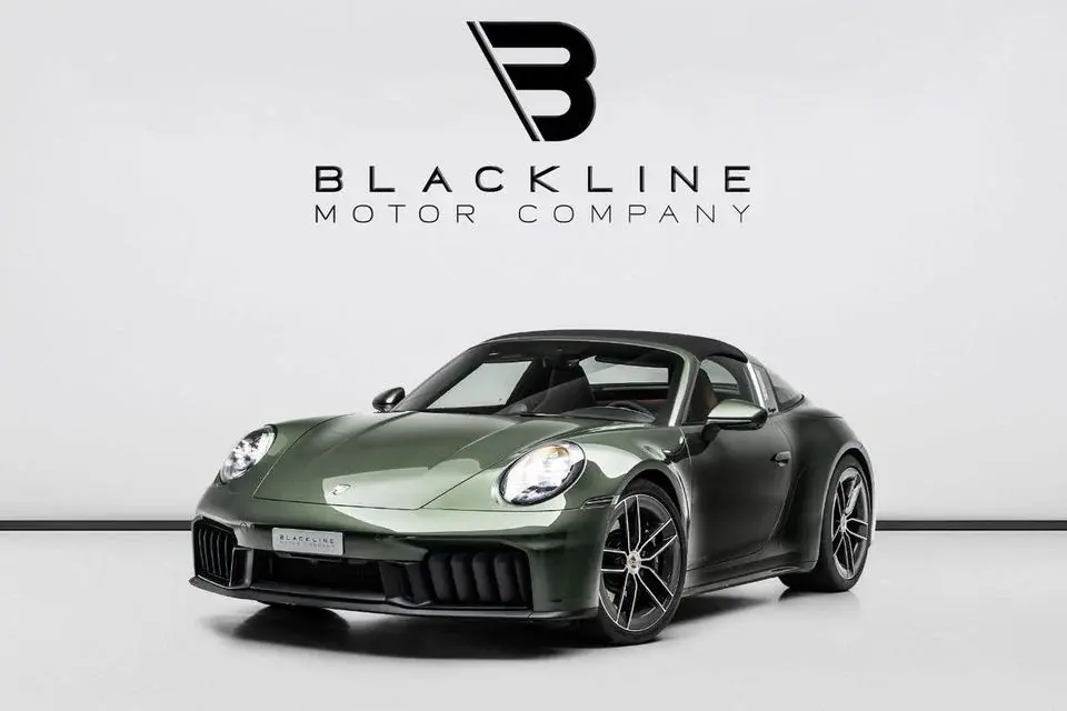 Porsche 911 Targa 4GTS 3.0L (475 HP) 2025 Porsche 911 Targa 4 GTS, 2027 Porsche Warranty, Paint To Sample, Very