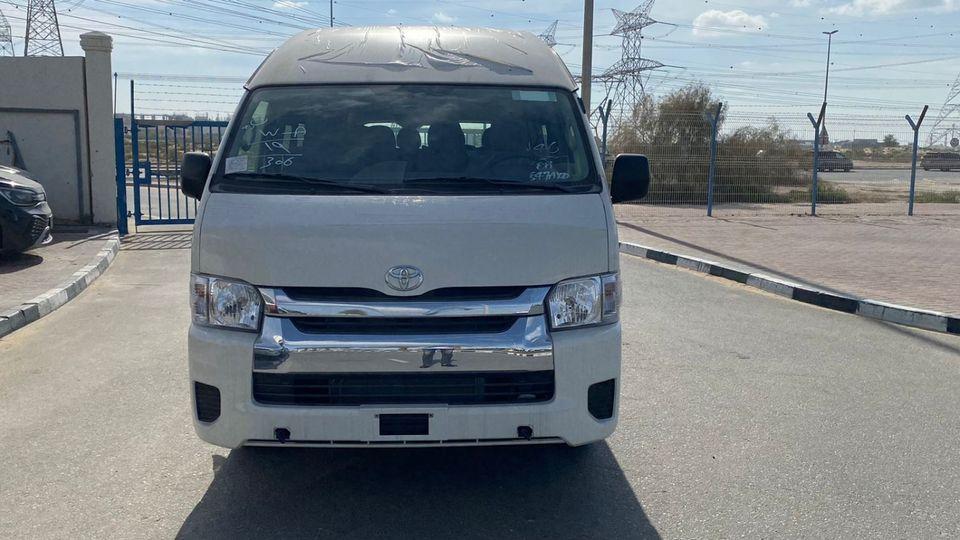 Toyota Hiace GL - Standard Roof 3.5L HIACE 2.5L HIGH ROOF