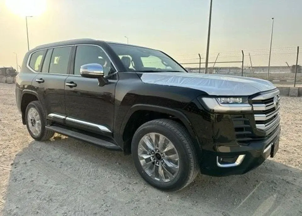 Toyota Land Cruiser 2026 Toyota Land Cruiser LC300 VX (High-Option with Radar) 3.5L V6 Twin Turbo Petrol A/T 4WD Export