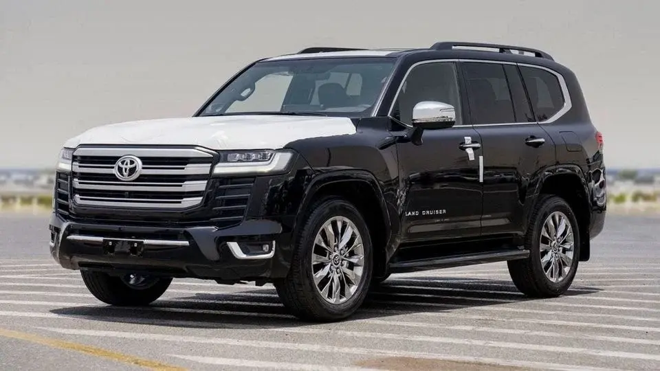 Toyota Land Cruiser VXR 3.3L diesel MY2025