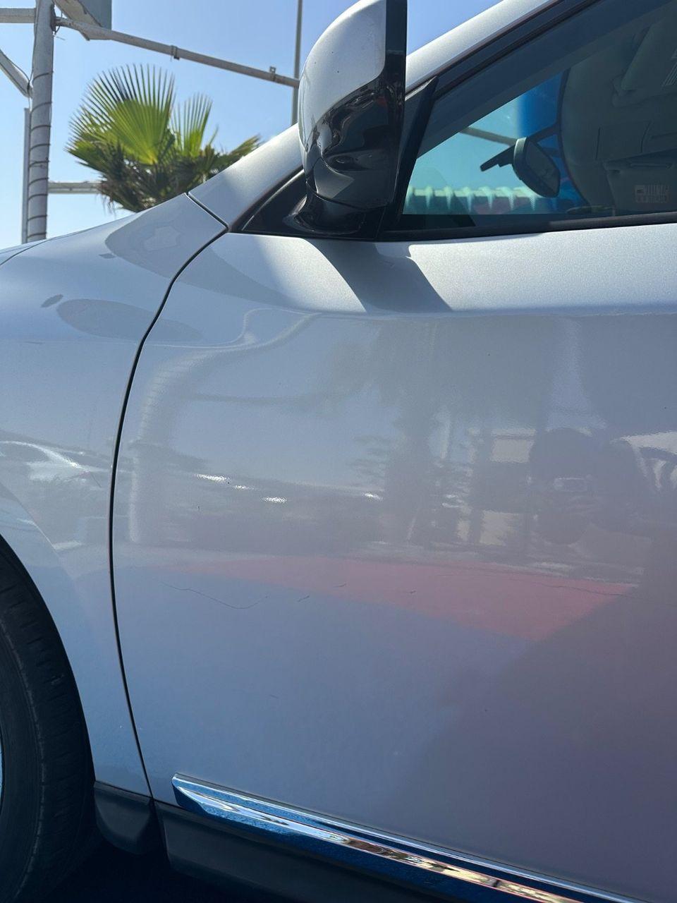 Nissan Pathfinder Platinum 3.5L