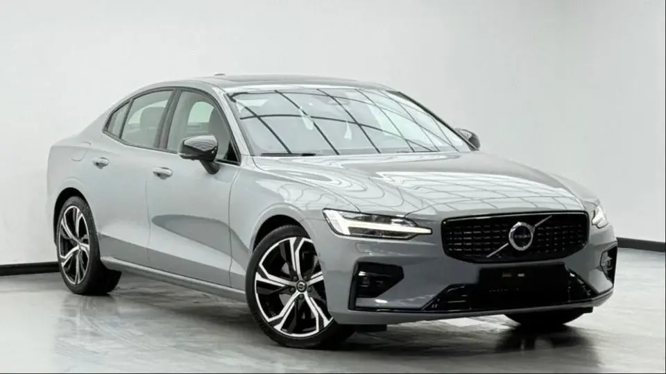 Volvo S60 Ultimate S60 , super dark , AWD B5