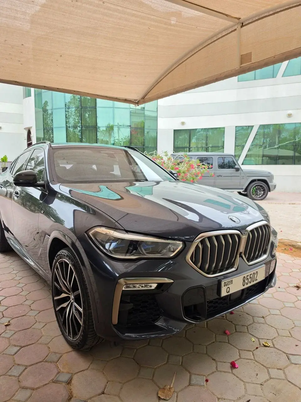 BMW X6 M50i 4.4L