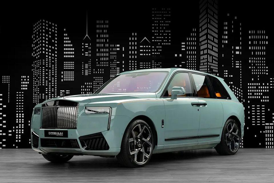 Rolls-Royce Cullinan ROLLS ROYCE CULLINAN BLACK BADGE GCC SPECS DEALER WARRANTY + SERVICE CONTRACT