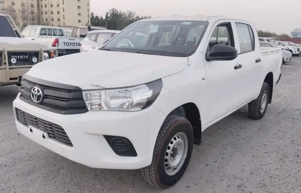 Toyota Hilux Diesel 4WD Double Cab PWR Basic Diesel 2.4L * Export for Africa*