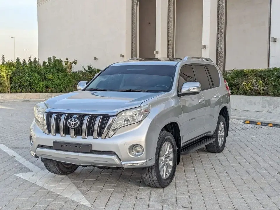 Toyota Prado Toyota Prado vxr LHD 2016 silver Gcc