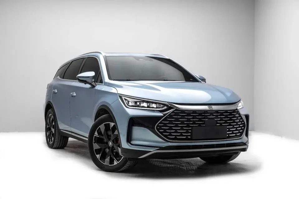 BYD Tang Champion Flagship 1.5L - Blue Inside Beige Export Only