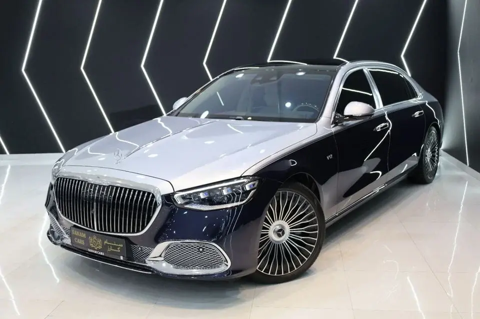 Mercedes Maybach S680 Maybach Two-Tone, Executive Rear Seat Package, Gargash Warranty + Service!!