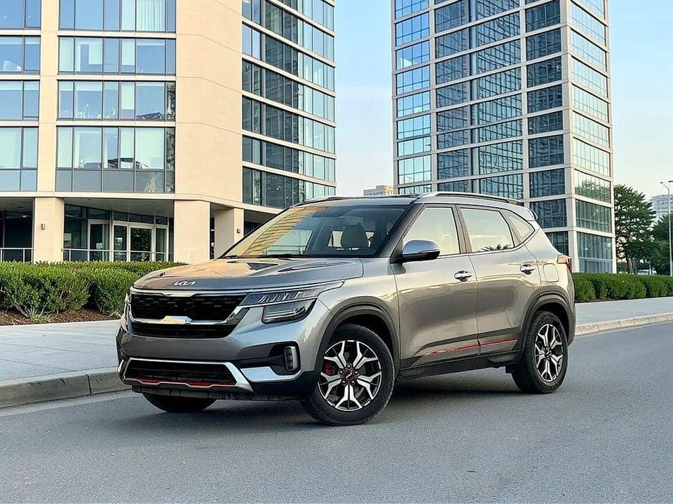 Kia Seltos GT Line 1.6L 1,104 P.M GT Line - GCC Specs - Excellent Condition under warranty