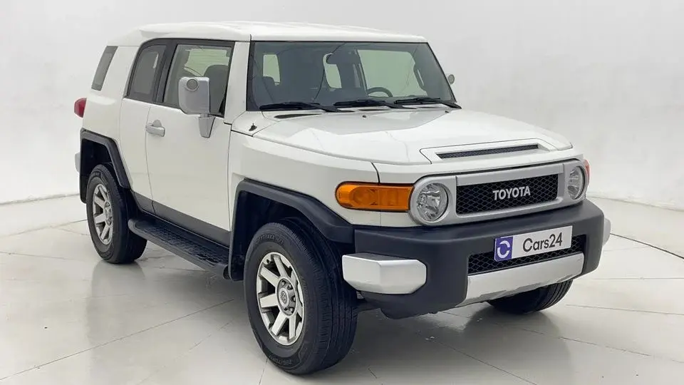 Toyota FJ Cruiser GXR 4.0L A/T 2021 GXR AED 1725/Month 0 DP 30 Day Return Warranty Service History