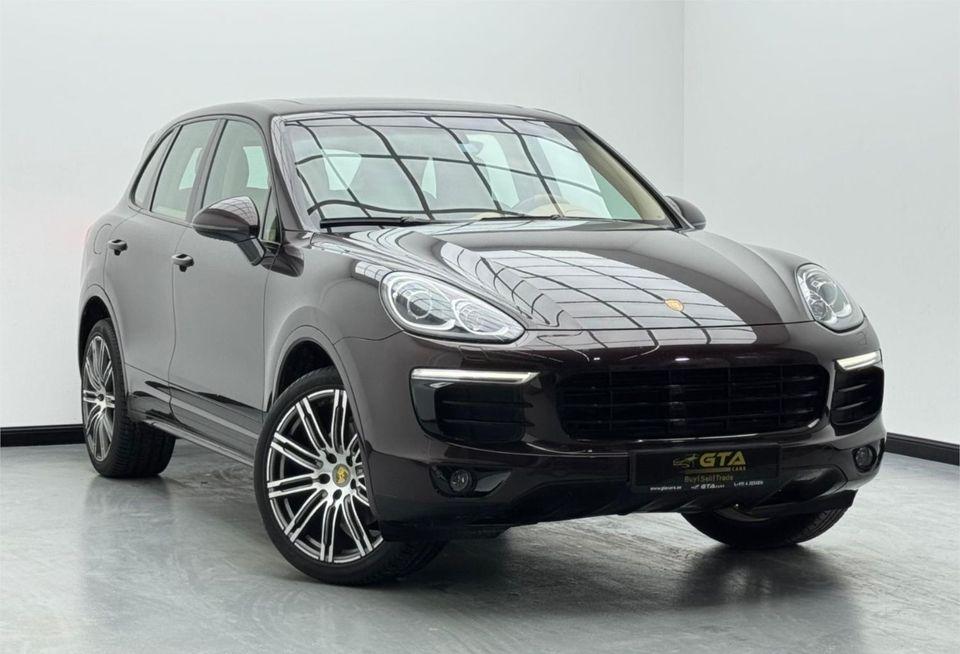 Porsche Cayenne Std 3.6L 2016 Porsche Cayenne, Service History, Excellent Condition, GCC