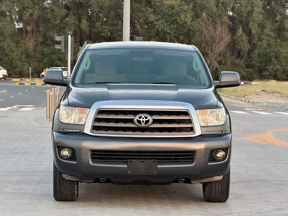 Toyota Sequoia