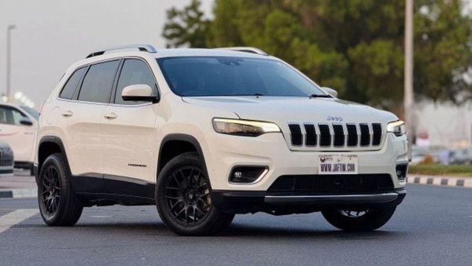 Jeep Cherokee PREMIUM FEATURES AT LEATHER SEATS 3.2L PETROL ENGINE 4WD Export only
