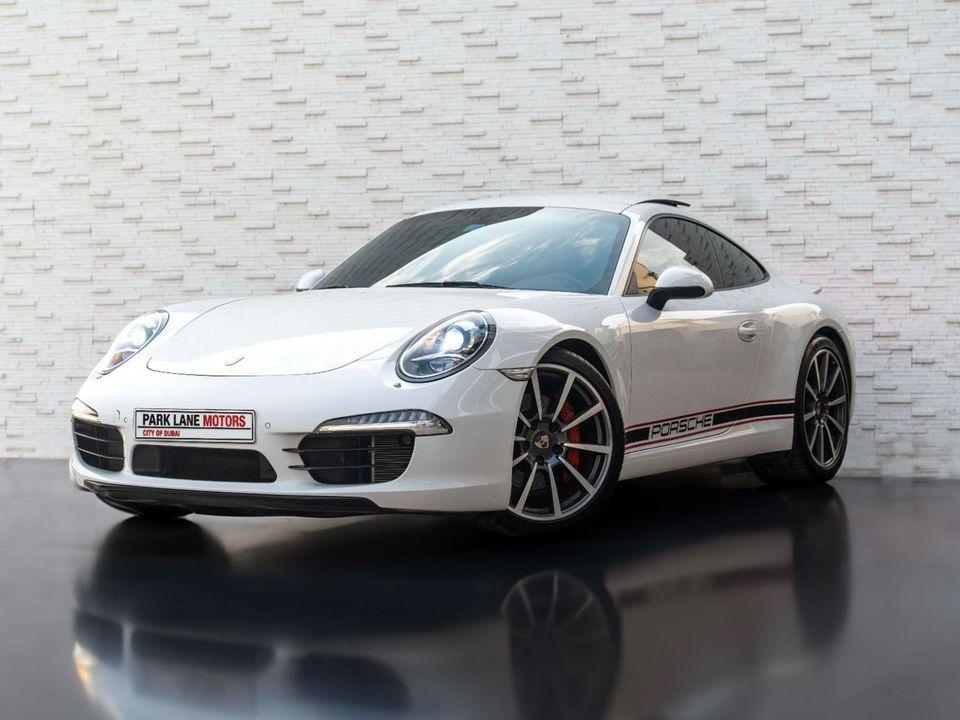 Porsche 911 Carrera S 3.8L (385 HP) Coupe