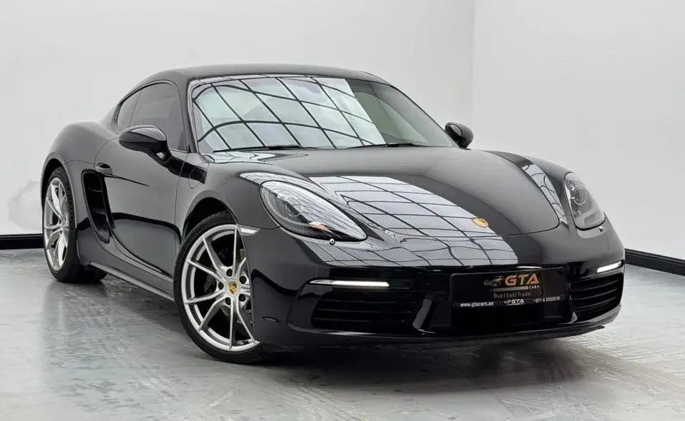 Porsche 718 Cayman Std 2.0L A/T 2017 Porsche 718 Cayman, Full Service History, Excellent Condition, GCC