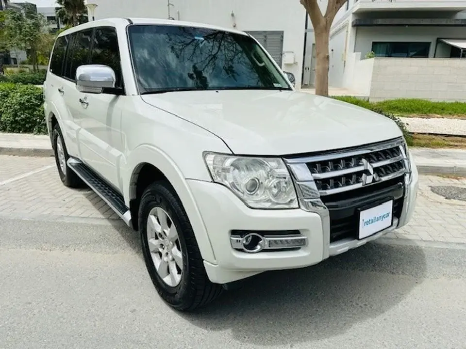 Mitsubishi Pajero GLS MIDLINE