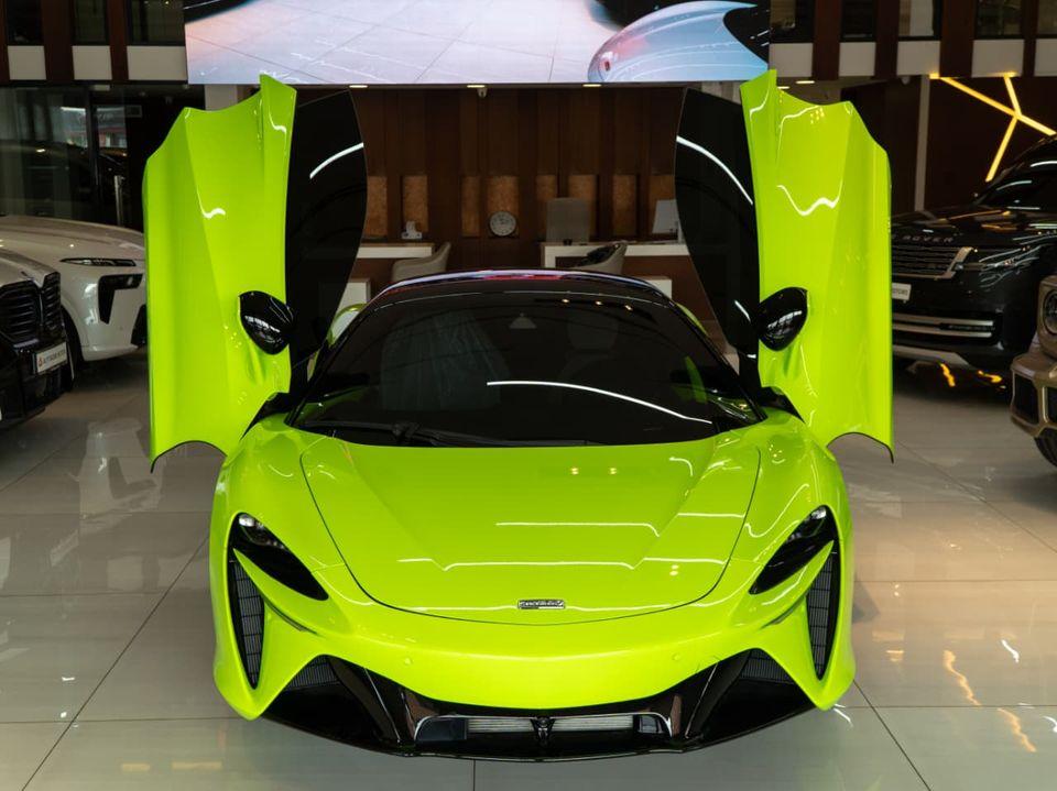 McLaren Artura 2024 McLaren Artura Plug-In Hybrid KOREAN Specs Like New