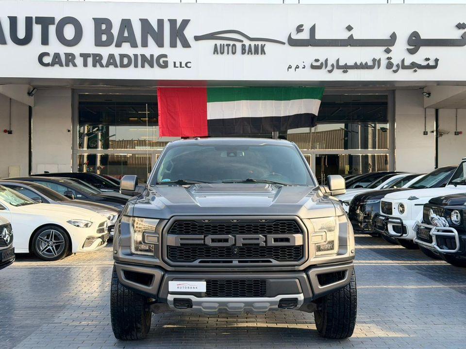 Ford F-150 SVT RAPTOR SUPER CAB