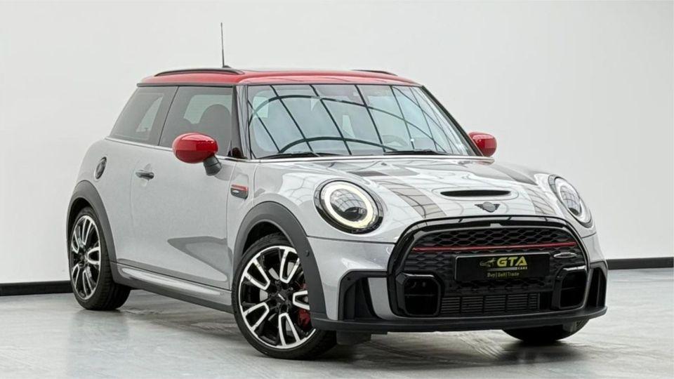 Mini Cooper S 2023 MINI Cooper S (JCW Kit) ,Mini Warranty+Full Service History, GCC