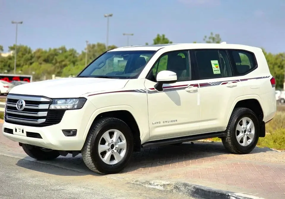 Toyota Land Cruiser LC300 GXR 3.5 - MID OPTIONS - SUNROOF - 2025 MODEL - WHITE INSIDE BLACK -