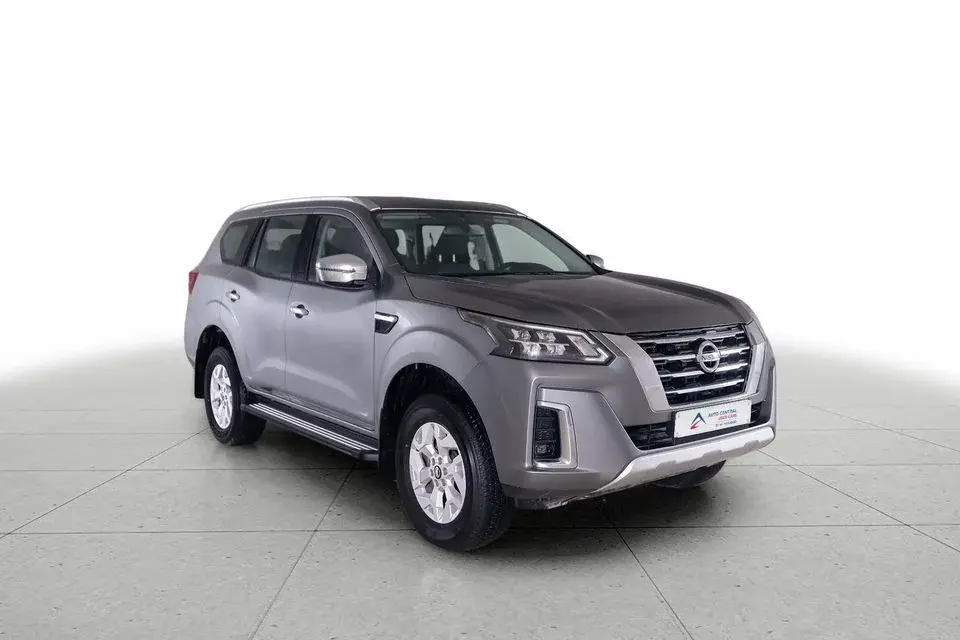 Nissan XTerra Titanium 2.5L RWD TITANIUM 2.5