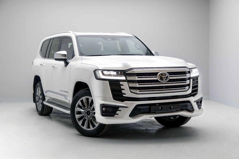 Toyota Land Cruiser VXR 3.5L – Precious White Pearl Inside Black and Dark Red Export Only