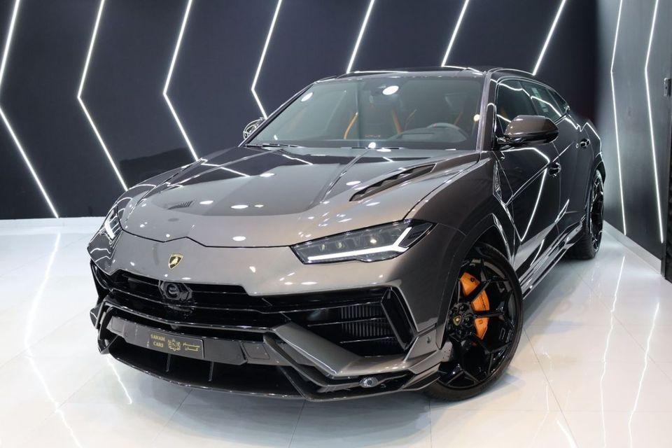Lamborghini Urus 4.0T V8 Performante Performante Full Carbon Pack, Individual Rear Seat w/ Entertainment, Akrapovic E