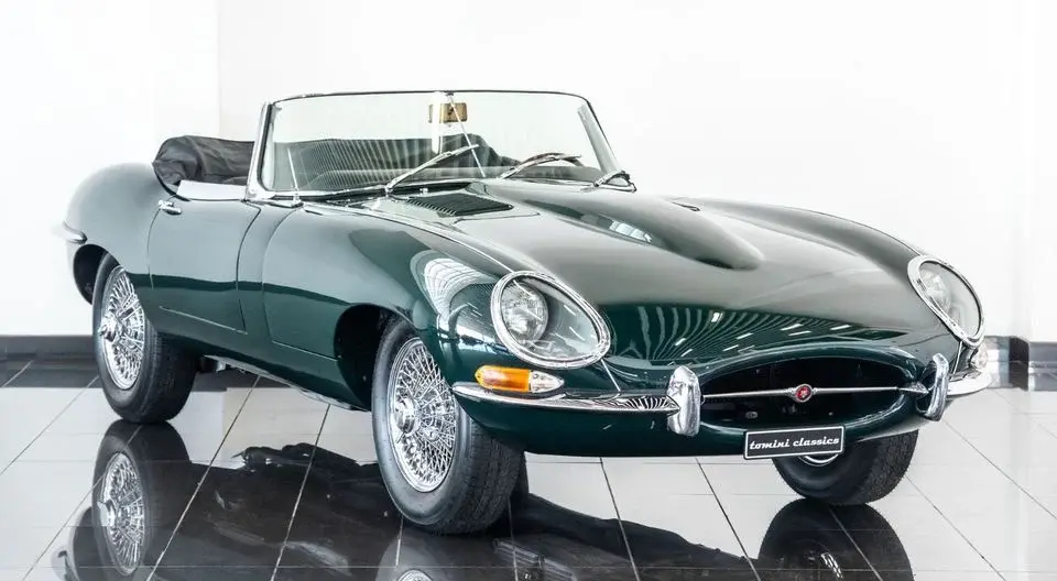 Jaguar E Type