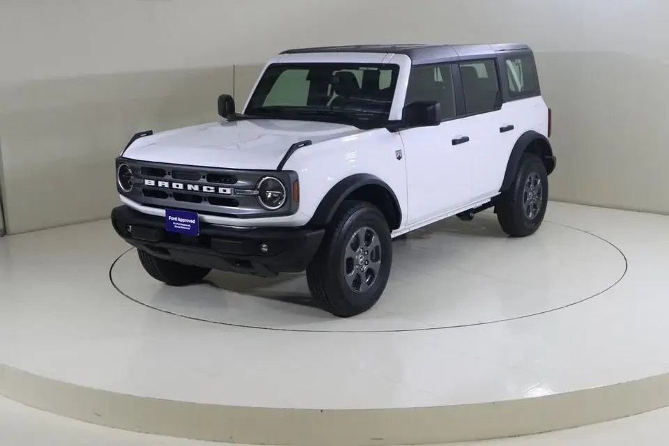 Ford Bronco Big Bend 2.3L (5 Seater) B4D2222 / AL TAYER MOTORS / AL QOUZ SHOWROOM