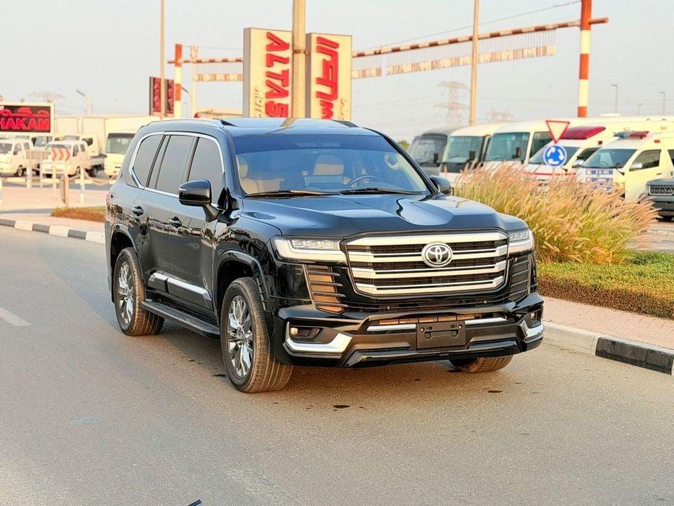 Toyota Land Cruiser GXR+ 4.0L Toyota landcuriser Years 2019 modified interior & exterior 2025 GXR V6 + 4.0L full option