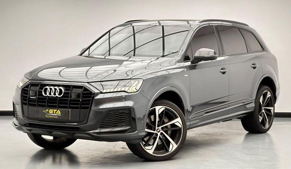 Audi Q7 55 TFSI quattro 3.0L 2021 Audi Q7 55 TFSI Quattro S-Line Black Edition, 1 Year Warranty Unlimited Km