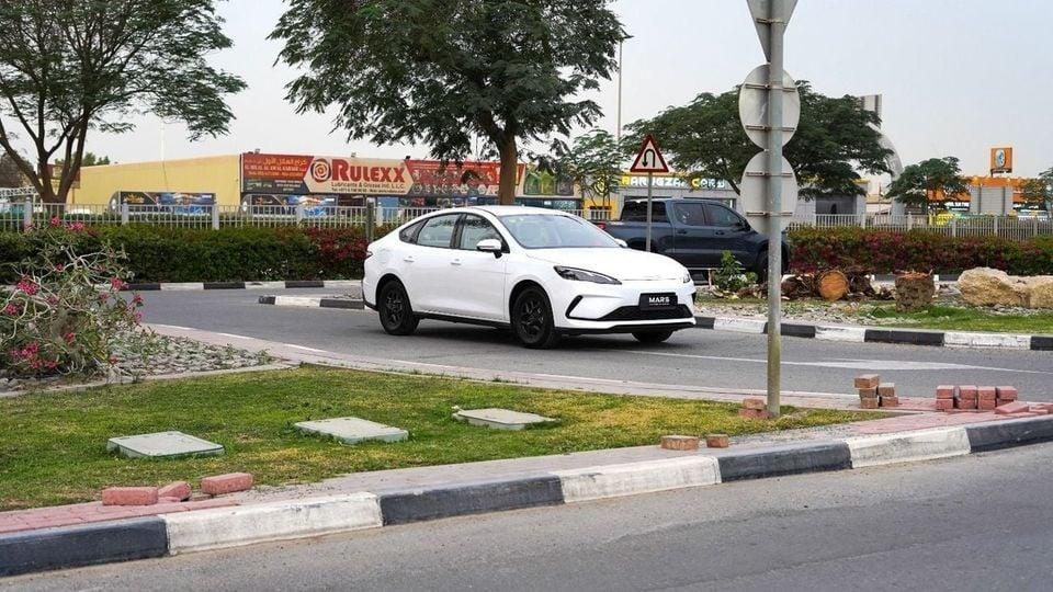 BYD Seal 05 DM-i 2025 BYD Seal 05 DM-i 1.5L Hybrid (Plug-In) For Local Registration +10% + Warranty