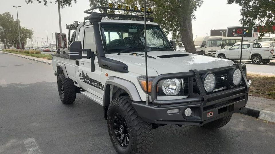 Toyota Land Cruiser Pick Up Right hand drive PICKUP DLX 4.5L
