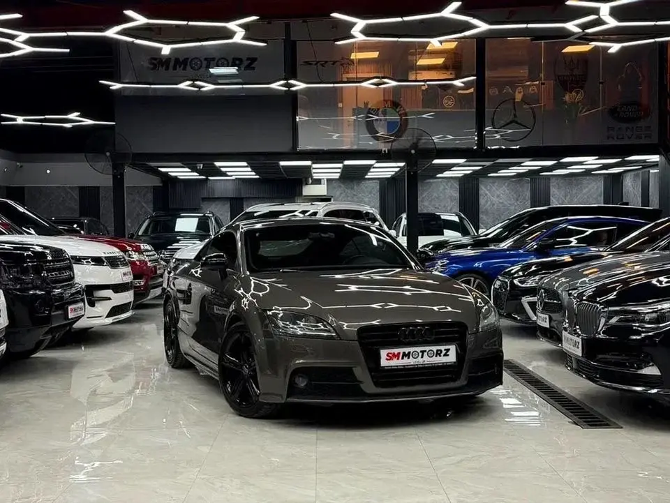 Audi TT Black Edition Full Service History GCC Specs