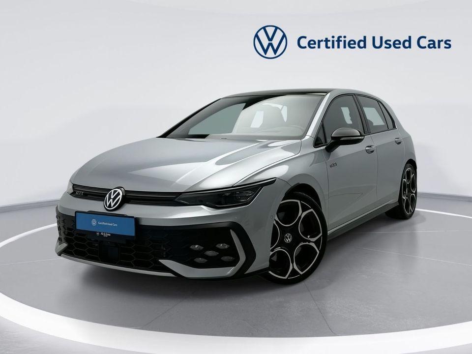 Volkswagen Golf SEL 2.0T Golf GTI Leather Seats (Ref#18392) / 22,100 AED SAVINGS from New Car