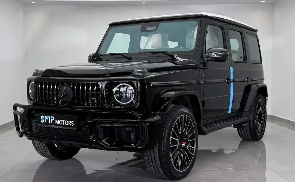Mercedes-Benz G 63 AMG G63 MODEL FULL OPTION CARBON PACKAGE