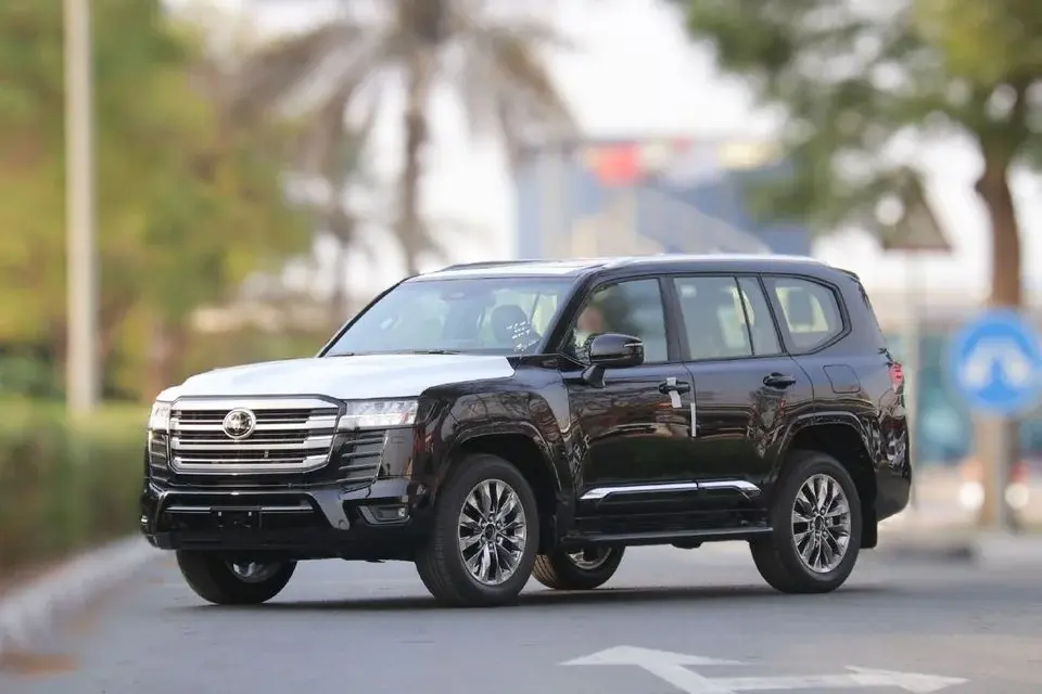 Toyota Land Cruiser 2026 Toyota Land Cruiser GXR 4.0L AT Petrol (Full Option with Radar)