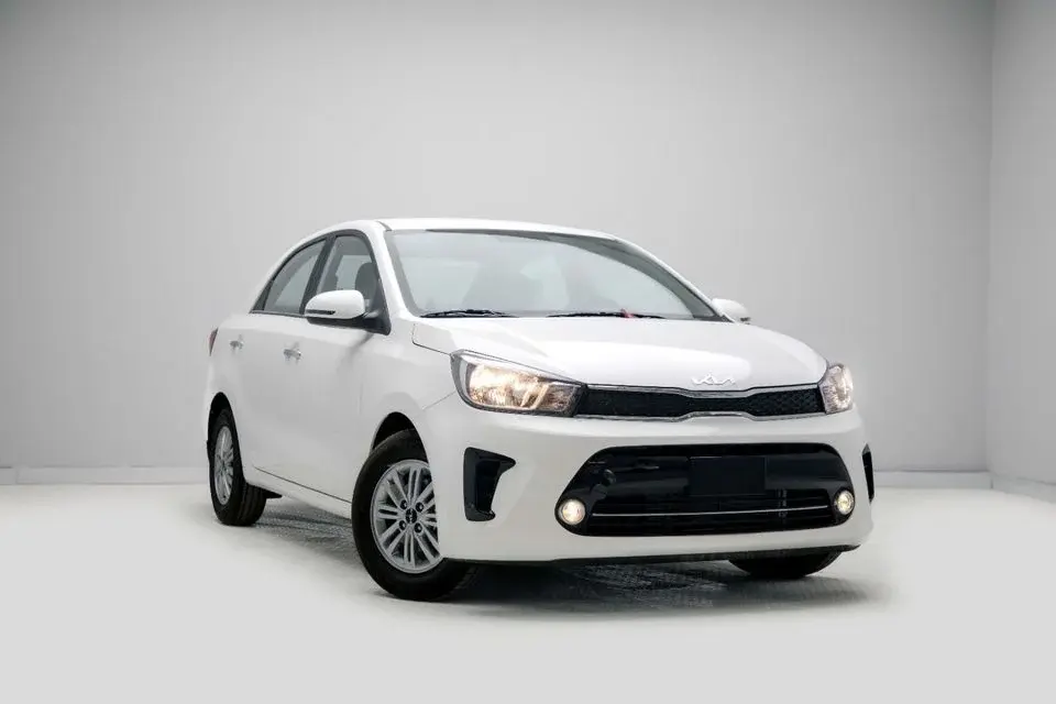 Kia Pegas EX 1.4L - White Inside Grey Export Only