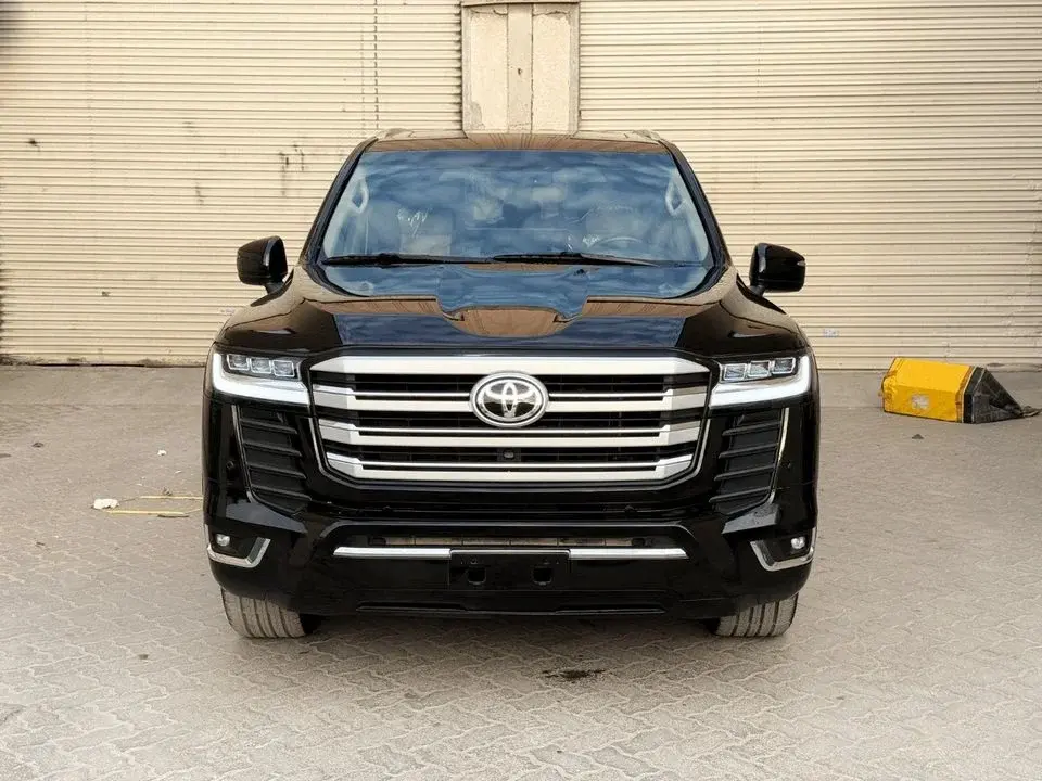 Toyota Land Cruiser VXR 4.6L 4WD