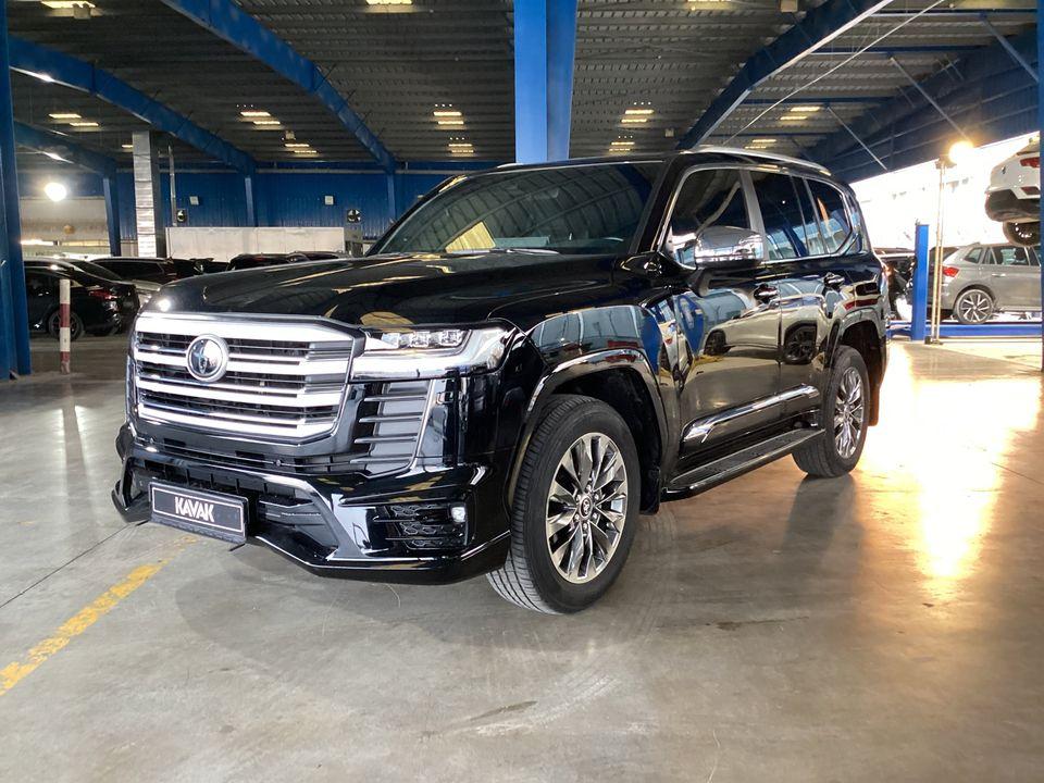 Toyota Land Cruiser VXR Guaranteed Warranty 0 Down Payment