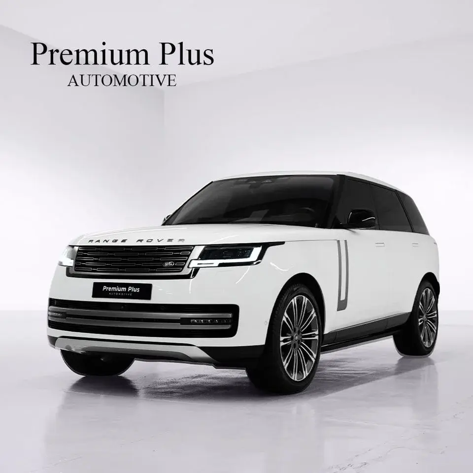 Land Rover Range Rover HSE P530 4.4L 2023 Range Rover Vogue, 2027 Range Rover Warranty, Excellent Condition, GCC