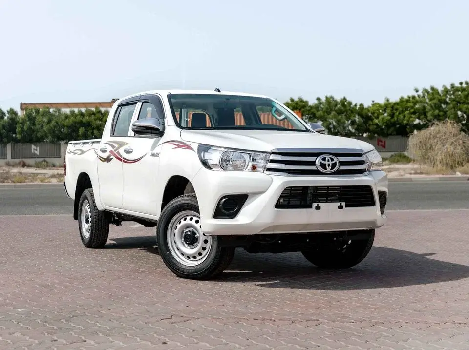 Toyota Hilux 2.4L - Platinum White Pearl Inside Maroon Export Only