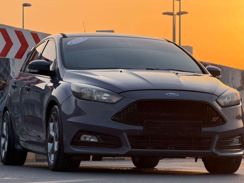 Ford Focus ST, manual transmission