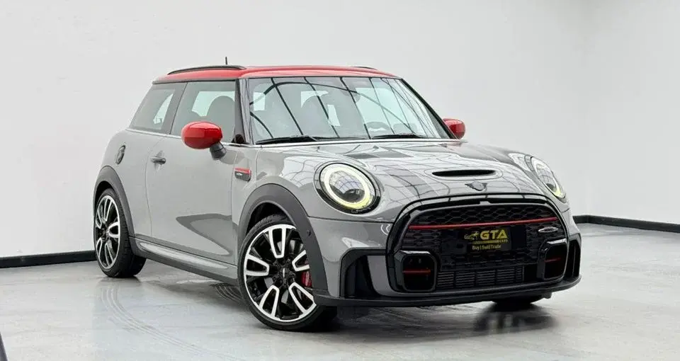 Mini John Cooper Works 2022 Mini Cooper JCW, 2027 MINI Warranty + Service Pack, Full MINI Service History, GCC