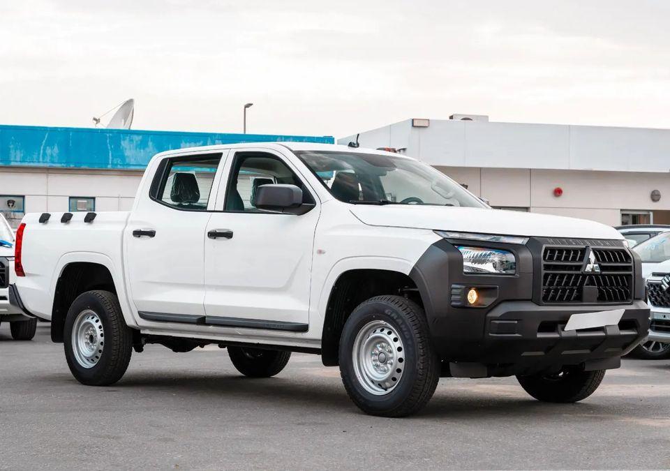 Mitsubishi L200 GL Double Cab Diesel M/T 2.4L 2025