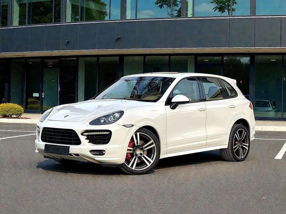 Porsche Cayenne GTS 4.8L V8 GCC WELL MAINTAINED