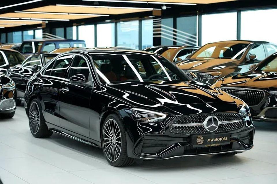 Mercedes-Benz C 200 C 200 GCC 0km Agency Warranrty AMG Package