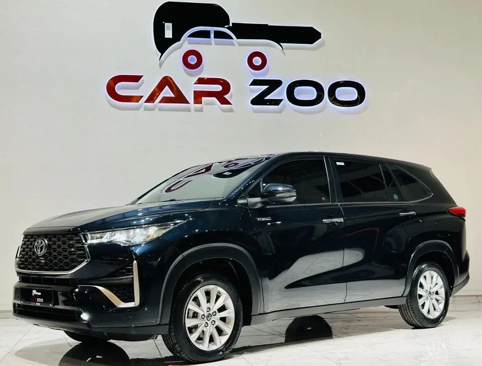 Toyota Innova 2.0L HyCross 7S Hybrid