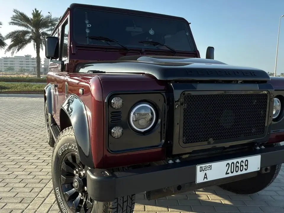 Land Rover Defender 2.2
