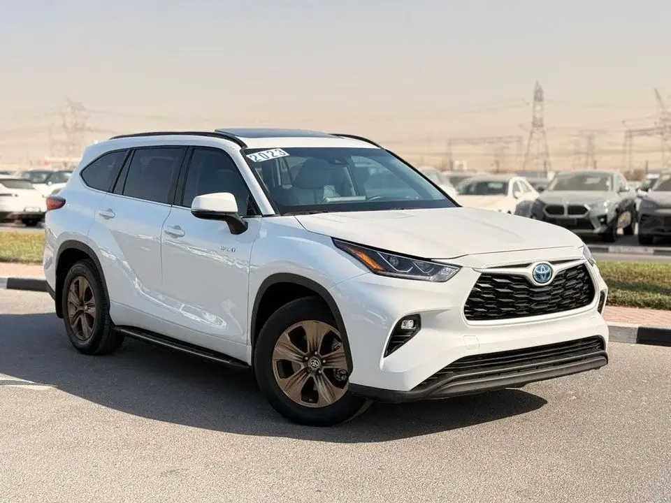 Toyota Highlander Hybrid Bronze Edition Full option 2023